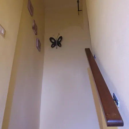 Casa Di Nonno Via Di Palmata 1576 *
